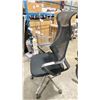 Image 2 : FAST TRACK IMPEX ME2001 BLACK MESH HIGH BACK ADJUSTABLE TASK CHAIR *DISPLAY, NOT IN BOX*