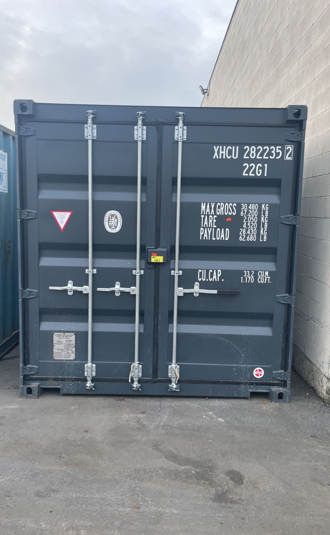 GREY 20' 67,200 MAX CAPACITY INDUSTRIAL TRANSPORT CONTAINER WITH DUAL ...