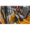 Image 4 : MIVA VA15 2025 YELLOW 13.5 HP GAS POWERED RUBBER TRACK MINI EXCAVATOR WITH ATTACHED