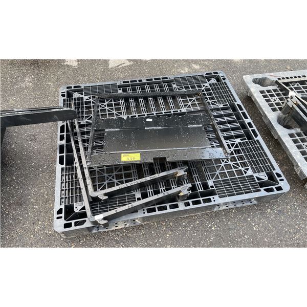 GIYI BLACK 31" MINI SKID STEER FORK ATTACHMENT *WITH FORKS*