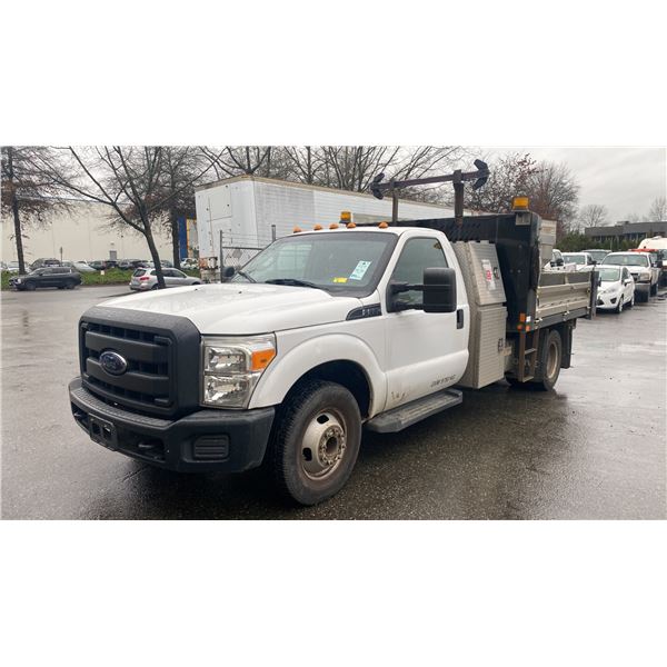 2015 FORD F-350, 2DR DUMP TRUCK, WHITE, VIN 1FDRF3G60FED47093,