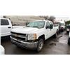 Image 1 : 2012 CHEVROLET 2500 HD, 4DR CREW CAB PU, WHITE, VIN 1GC2CVCG3CZ177874,