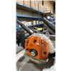 Image 1 : STIHL BR 600 GAS POWERED COMMERCIAL PORTABLE BACKPACK LEAF BLOWER