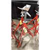 Image 1 : PAIR OF RIDGID VJ-99 V-HEAD ADJUSTABLE INDUSTRIAL PIPE STANDS