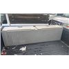 Image 10 : 2015 NISSAN FRONTIER SV 4X4, 2DR EX CAP PICKUP, WHITE, VIN 1N6AD0CW2FN756978,