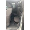 Image 6 : 2015 NISSAN FRONTIER SV 4X4, 2DR EX CAP PICKUP, WHITE, VIN 1N6AD0CW2FN756978,