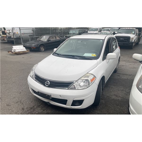2012 NISSAN VERSA, 4DR HATCHBACK, WHITE, VIN 3N1BC1CP5CL363242,