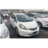 Image 4 : 2011 HONDA FIT, 4DR HATCHBACK, WHITE, VIN JHMGE8H54BC801867,