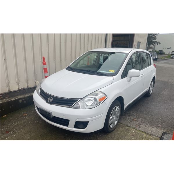 2012 NISSAN VERSA, 4DR HATCHBACK, WHITE, VIN 3N1BC1CP3CK804243,