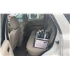 Image 6 : 2008 FORD ESCAPE HYBRID, 4DR SUV, WHITE, VIN 1FMCU59H78KE72828,