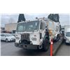 Image 1 : 2017 PETERBILT PB320, 2DR GARBAGE TRUCK, WHITE, VIN 3BPZLJ0X2HF173436,
