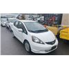 Image 4 : 2010 HONDA FIT, 4DRSD, WHITE, VIN JHMGE8H55AC803271,
