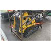 Image 2 : 2025 SDLANCH SDLL60 GAS POWERED MINI STAND ON SKID STEER WITH 7" RUBBER TRACKS & TOOLBOX
