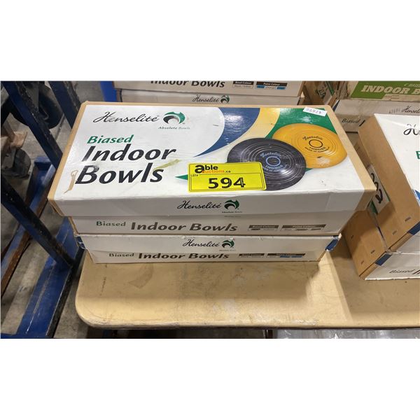 2 SETS OF HENSELITE INDOOR CARPET BOWLING BALLS
