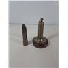 Image 9 : Bullet Lighter & Vintage Five Roses  Flour Sack