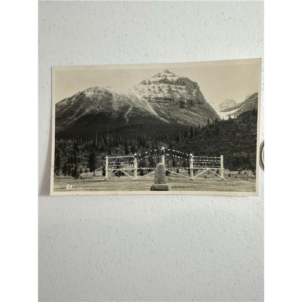 Real Photo Postcard   The Great Divide, Alberta / British Columbia Border