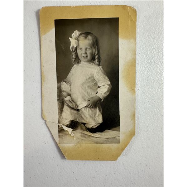 Early 1900s Real Photo Postcard   Portrait of a Young Girl with Bow