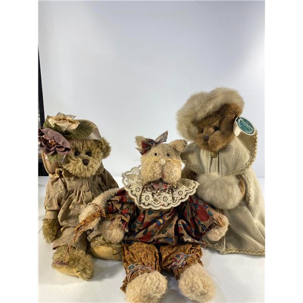 Group of Collectible Plush Bears and Cat