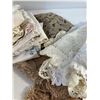 Image 4 : Box of Assorted Vintage Lace and Fabric Pieces