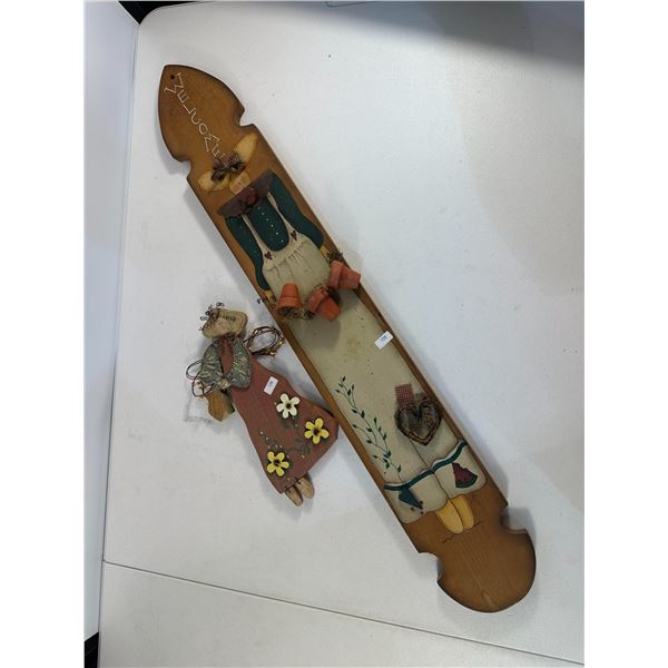 Pair of Handcrafted Country Wall Plaques