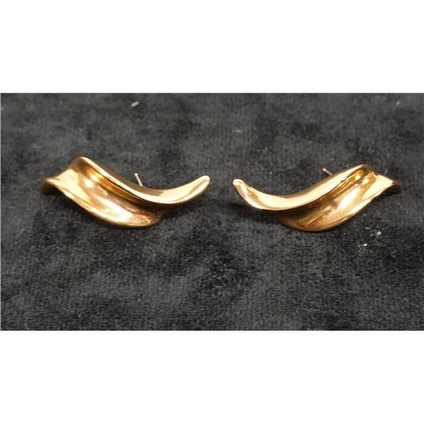 Pair 14K Gold Swirl Earrings