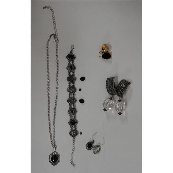 Multiple Fashion Jewelry Pieces: 3 Pair Earrings, Chain Necklace w/ Pendant & Bracelet, Misc Sizes