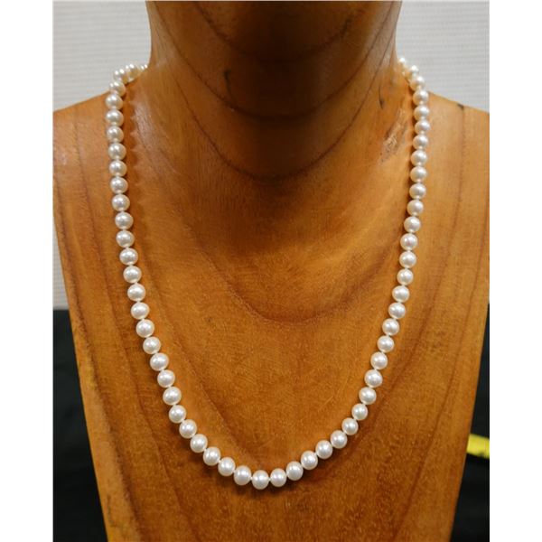 14K Gold Necklace w/ Pearl Beads, 18" L