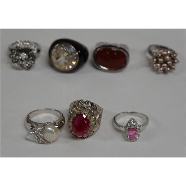 Qty 7 Fashion Rings, Misc Styles & Sizes
