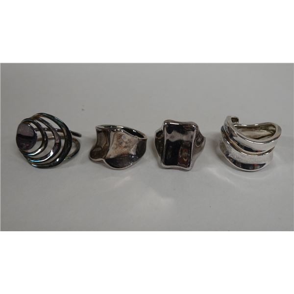Qty 4 Fashion Rings, Misc Styles & Sizes