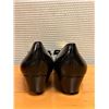 Image 3 : NEW Ferragamo Vara Leather Pump, Black, Sz 10B  (heel needs repair)