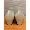 Image 4 : NEW Ferragamo Vara Pump "LILLAZ" Cream Sz 10B (heel needs repair)