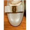 Image 9 : NEW Ferragamo Vara Pump "LILLAZ" Cream Sz 10B (heel needs repair)