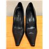 Image 1 : Used Via Spiga Black Leather Pumps Sz 6.5   (heel needs repair)