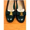 Image 7 : NEW Ferragamo Vara Dark Green Leather Flats Sz 10 B   (heel needs repair)