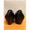 Image 3 : NEW Ferragamo "Liz" Black Leather Loafers Sz 10B  (heel needs repair)