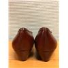 Image 3 : NEW Ferragamo Vara Leather Pump, Brown, Sz 10B (heel needs repair)