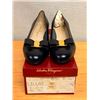 Image 9 : NEW Ferragamo Lillaz Bow Black Leather Pumps, Sz 10B   (heel needs repair)