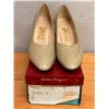 Image 1 : NEW Ferragamo Cream Leather Almond Pumps, Size 10
