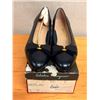 Image 1 : NEW Ferragamo Black Leather Bow Pumps, Size 8