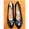 Image 7 : NEW Ferragamo Black Leather Bow Pumps, Size 8