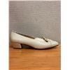 Image 2 : NEW Ferragamo Cream Textured Cap-Toe Flats, Size 10