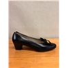 Image 2 : NEW Ferragamo Black Vara Bow Leather Pumps, Size 10