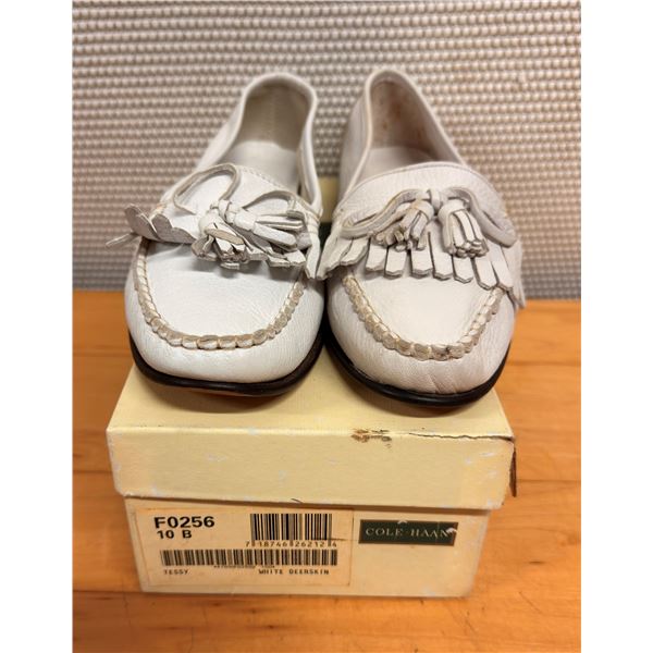 NEW Vintage White Leather Tassel Loafers, Size 10