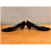 Image 8 : Used Stuart Weitzman Black & White Wingtip Flats, Size 10