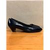 Image 2 : Used Mr. Seymour Navy Leather Pumps with Snakeskin Detail, Size 10