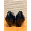 Image 3 : Used Mr. Seymour Navy Leather Pumps with Snakeskin Detail, Size 10