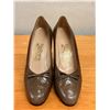Image 5 : Used Ferragamo Taupe Leather Bow Flats, Size 10B