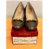 Image 1 : Used Ferragamo Taupe Leather Bow Flats, Size 10B
