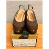 Image 1 : Used Ferragamo Brown Leather Slingback Shoes, Size 8B