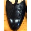 Image 8 : Used Ferragamo Black Leather T-Strap Pumps, Size 10A